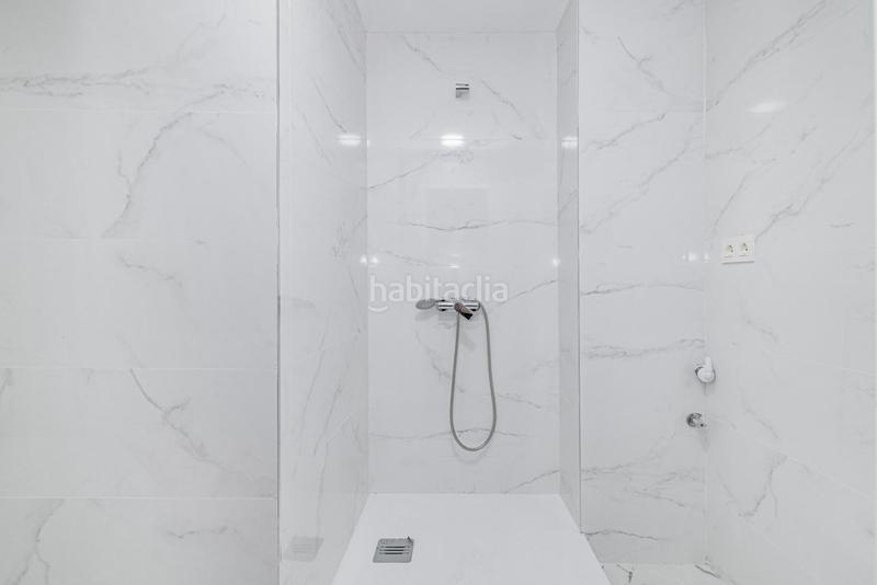 Foto a6dea980-f47d-4b2c-a19e-788e9beecf2e. Piso  en venta cerca del hospital traumatológico en Granada