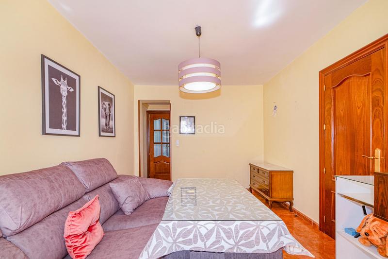 Foto d008aa45-35df-433e-8851-acdc056c5510. Piso  en zona hipercor en Camino de Ronda Granada