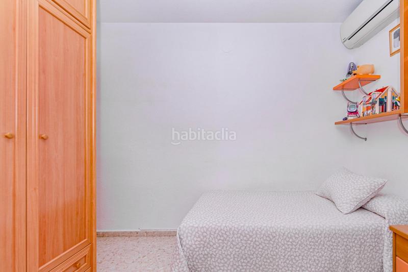 Foto b16a4e0f-28f0-4a89-8ec7-c05cfae65c0c. Casa adossada a calle santa clara 8 a La Zubia Ciudad Zubia (La)