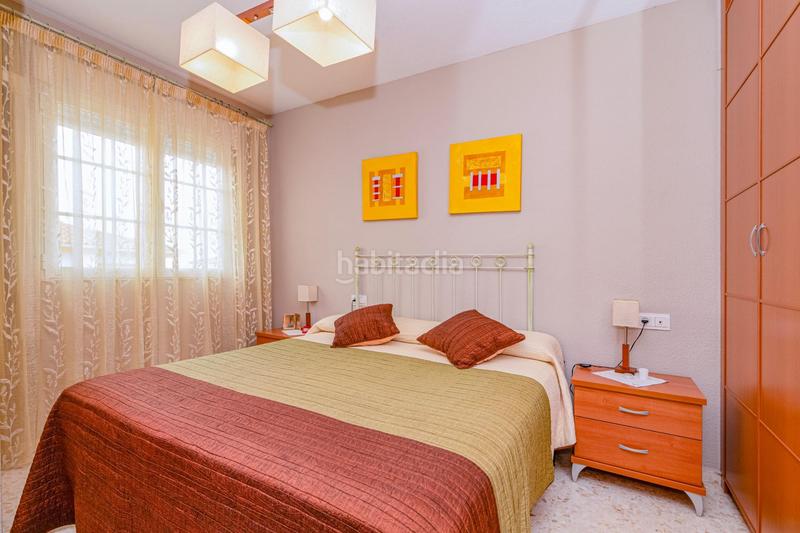 Foto b4015c8e-9e67-431f-9bb6-4edd2de63cbd. Casa adossada a calle santa clara 8 a La Zubia Ciudad Zubia (La)