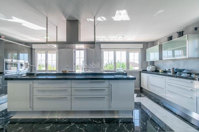 Foto ddce0b78-b8e5-4749-9f5d-d8292e4d0490. Chalet mit heizung parking pool in Albolote