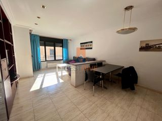 Piso en Carrer alfred perenya 97. Piso con 3 habitaciones amueblado con ascensor, calefaccin y ai