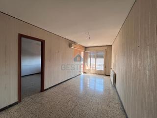 Etagenwohnung  Carrer riu éssera. Oportunidad única para reformar a tu gusto. piso de 3 habitacion