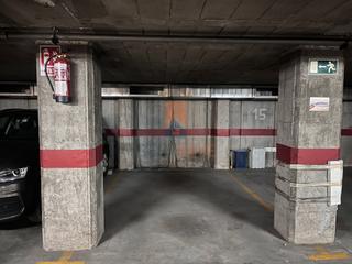 Parking voiture  Plaça víctor mateu i moles 3. Plaza de aparcamiento en venta en ona verda