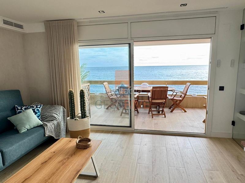 Foto 54b48a05-c98e-464c-b350-e4d171f64f56. Appartamento con camino riscaldamento parcheggio in Calafell