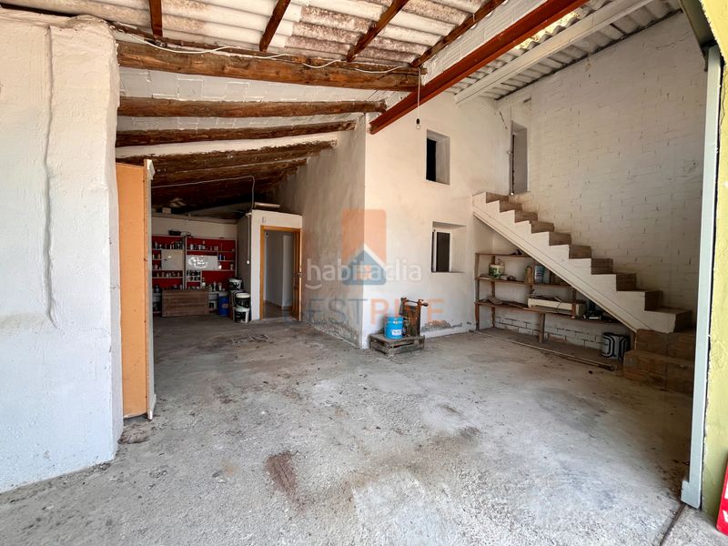 Foto 7b824557-517c-401c-b812-9987384f6a31. Casa amb xemeneia a Partides Rurals Lleida