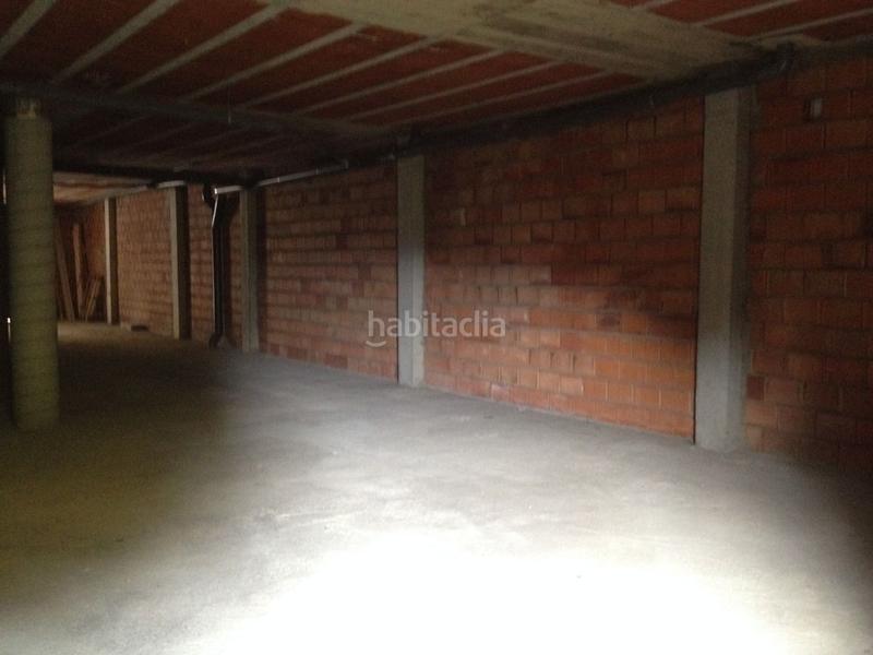 Foto 00768db8-9008-4ed0-8ed7-9299ffe89025. Locale commerciale in Tremp