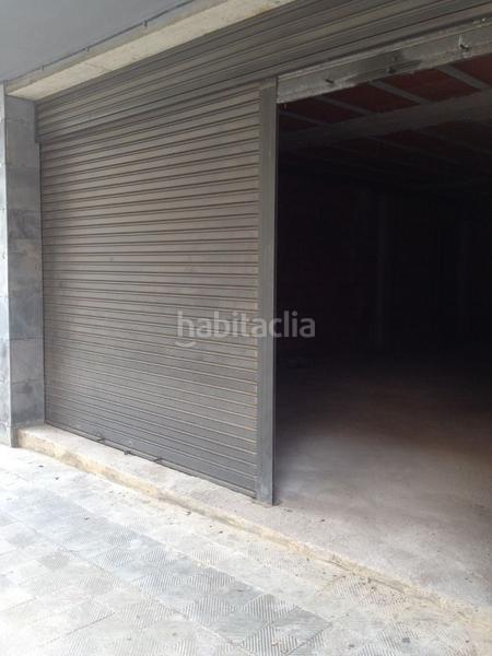 Foto 740f9524-7dc3-4d43-9fb9-dd44d520d6d9. Locale commerciale in Tremp