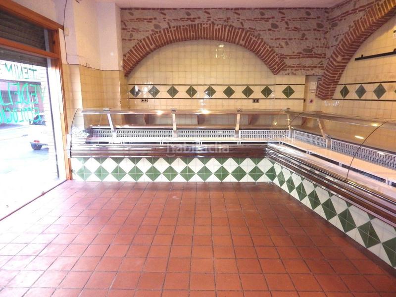 Foto 0b8830f1-df3f-4454-9d3a-e78671645e33. Alquiler local comercial  al centre en Argentona