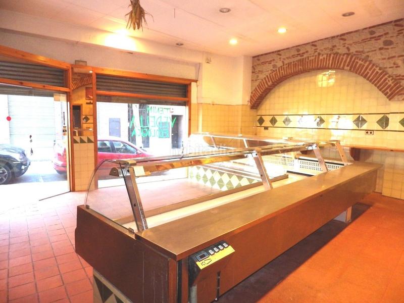 Foto f51ffc2f-cb24-40ad-af77-3c9a68d197f4. Alquiler local comercial  al centre en Argentona