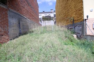 Terrain rsidentiel dans Carrer can barrau 35. Solar per casa al centre