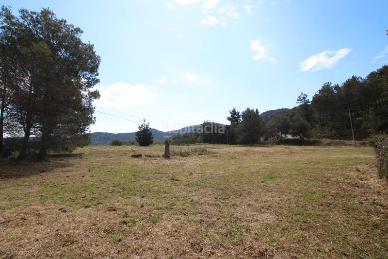 Foto e343f1e9-20fe-4c09-ae94-4a338a08f83c. Terreno residencial en n/a per construir 4 cases en Òrrius