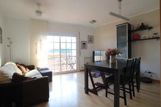 Appartement à Nucli Urbà. Pis amb molta llum i vistes excel.lents
