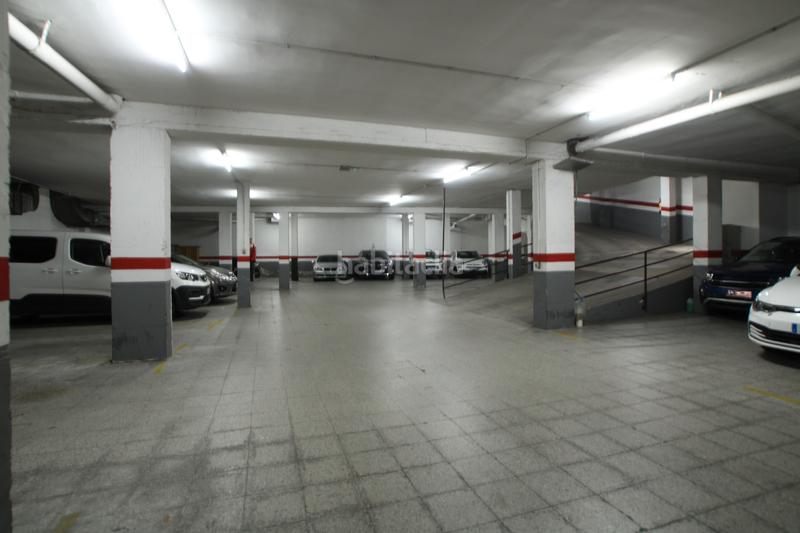 Foto d32df25b-5bd7-4279-813d-dd17453ab55d. Flat with fireplace heating parking in Havana Mataró