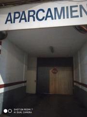 Alquiler Parking coche en Avinguda del doctor peset aleixandre 81. Plaza de garaje en avenida pesset aleixandre número 90 junto jua