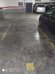 Lloguer Aparcament cotxe a Avinguda de campanar 11. Garaje junto antigua fe en primera planta