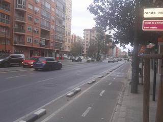 Local commercial à Avinguda del doctor peset aleixandre 3. Bajo comercial en pesset aleixandre de 198 metros