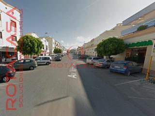 Lloguer Local Comercial a Zona Carrefour. Rotalocal