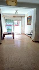 Appartement en Centro. Estupendo piso para reformar en la merced