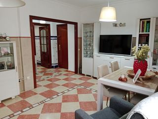 Etagenwohnung in Isla Chica. Magnifico piso en isla chica para entrar a vivir