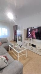 Appartement à Nuevo Parque - Los Rosales - Tráfico Pesado. Magnifico piso en los rosales para entrar a vivir!.