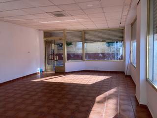 Lloguer Local Comercial a Peligros. Local en alquiler en peligros