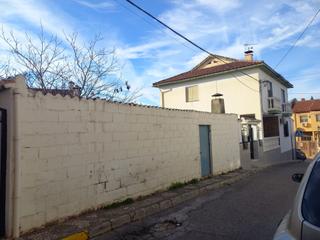 Terreno residenziale in Jun. Parcela urbana en venta en jun