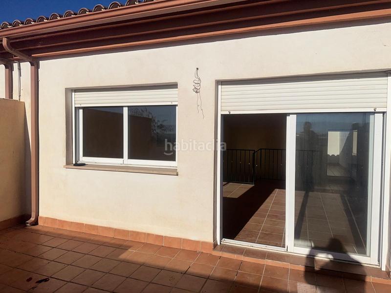 Foto c7aea22e-5168-45c6-a618-8dd285b2f5d2. Dúplex a Peligros