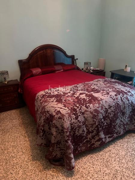 Foto 514aa449-b06d-451e-9185-d819dc906a48. Chalet casa en venta en Jun