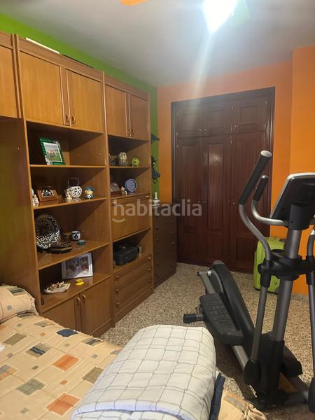 Foto fd8fdeb3-5e1a-425c-bc54-3e44dd7b0943. Chalet casa en venta en Jun