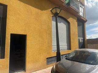 Lloguer Local Comercial a Peligros. Local en alquiler en peligros