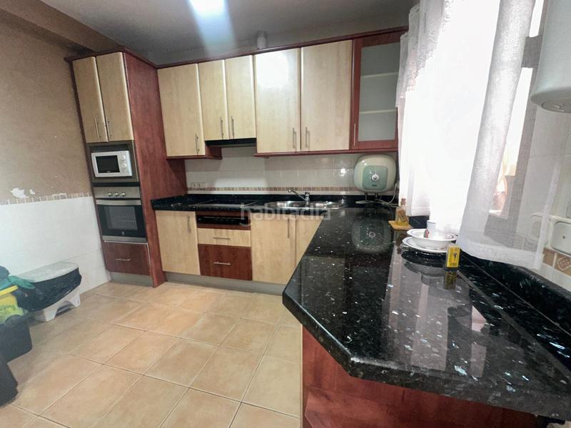 Foto 8d189a3a-038b-4aed-abae-207d6c763a46. Casa adosada casa en venta en Peligros