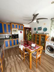 Casa adossada en Peligros. Casa en venta en peligros