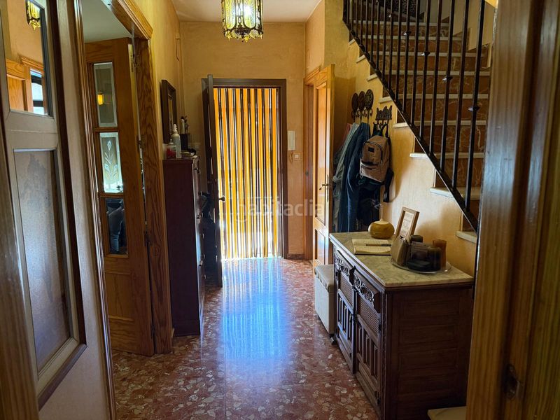 Foto 59dedb01-a55b-4693-bd77-26c3575f5390. Casa adossada a Peligros