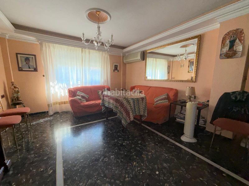 Foto 0fd51694-9595-4147-a7bd-110a05d1cfa7. Casa adossada amb xemeneia aparcament a Peligros
