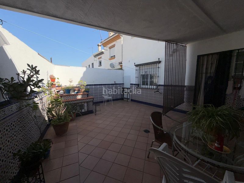 Foto a37a8789-f7c8-4e4b-bef3-2249913d983c. Casa adossada amb xemeneia aparcament a Peligros