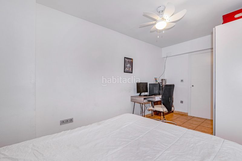 Foto 139ec2fc-2019-41e7-a99d-9c945b246175. Casa aparellada amb xemeneia calefacció aparcament piscina a Peligros