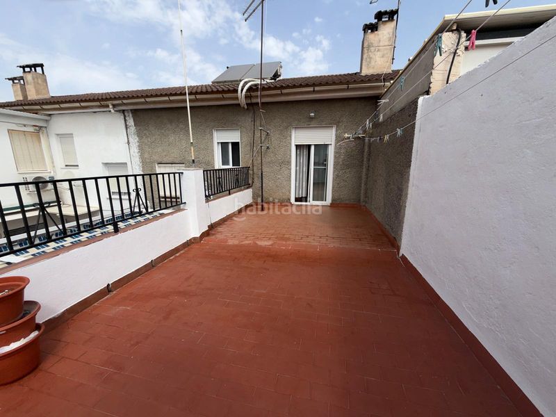 Foto 187ac35d-affd-43da-a953-388d61c31a48. Casa adossada amb xemeneia aparcament a Peligros