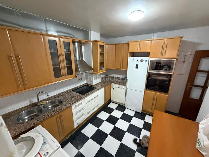 Foto 29b66014-42bc-4724-8b78-a1bd9f8361ef. Duplex in Peligros
