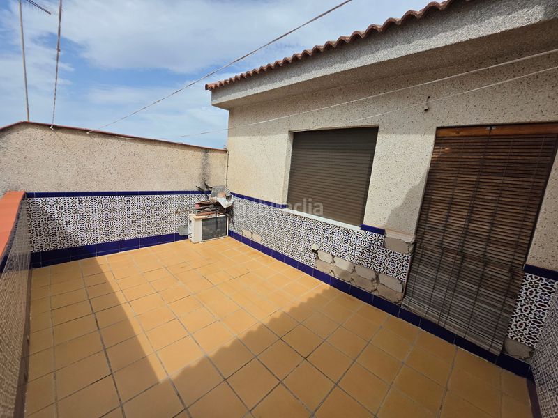 Foto bb6a22e4-437d-4991-95c8-2acda82a88c1. Duplex in Peligros