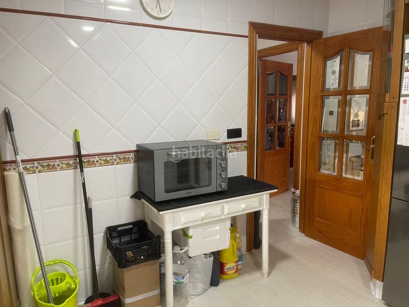 Foto 09a9060c-213d-47f5-94e3-a405146f8352. Casa adossada amb aparcament a Alfacar