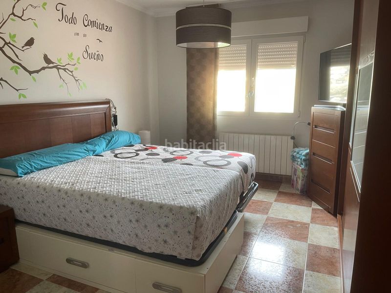 Foto 26cf1b3e-c499-48b7-85c5-7923b8f3930a. Casa adossada amb aparcament a Alfacar