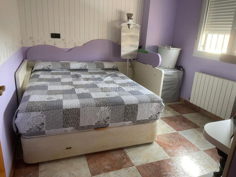 Foto aab84047-c841-4b06-8a10-a3e6275afe45. Casa adossada amb aparcament a Alfacar