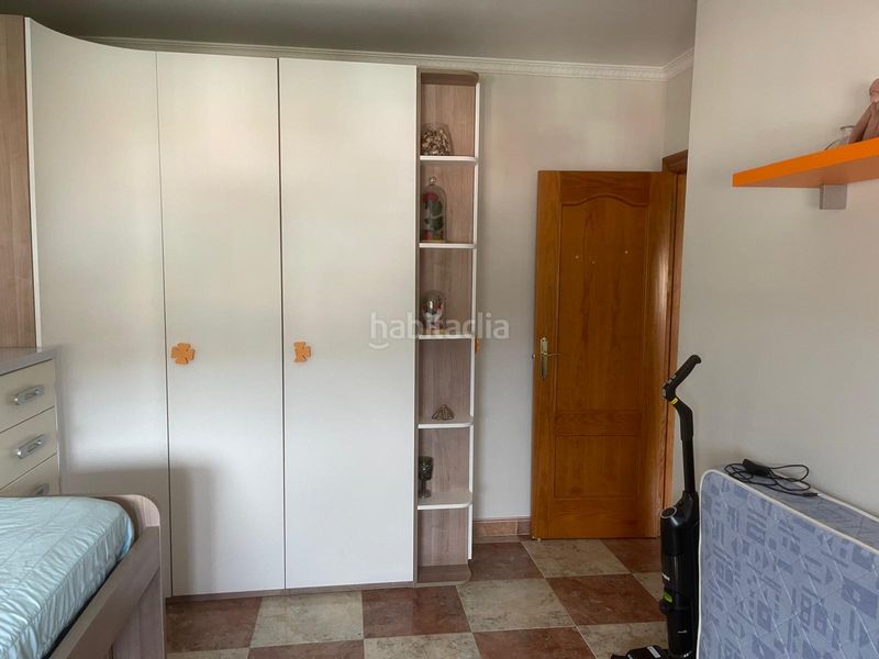Foto b14a7ac5-7940-4d64-b009-44eb6f4e169c. Casa adossada amb aparcament a Alfacar