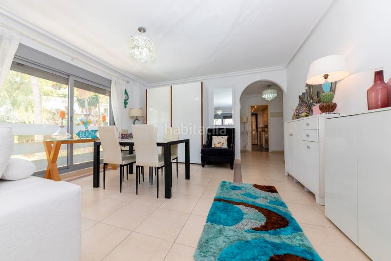 Foto b8d7bec0-a8f7-457a-932a-9999de5f8218. Appartement mit parking pool in Nueva Andalucía centro Marbella