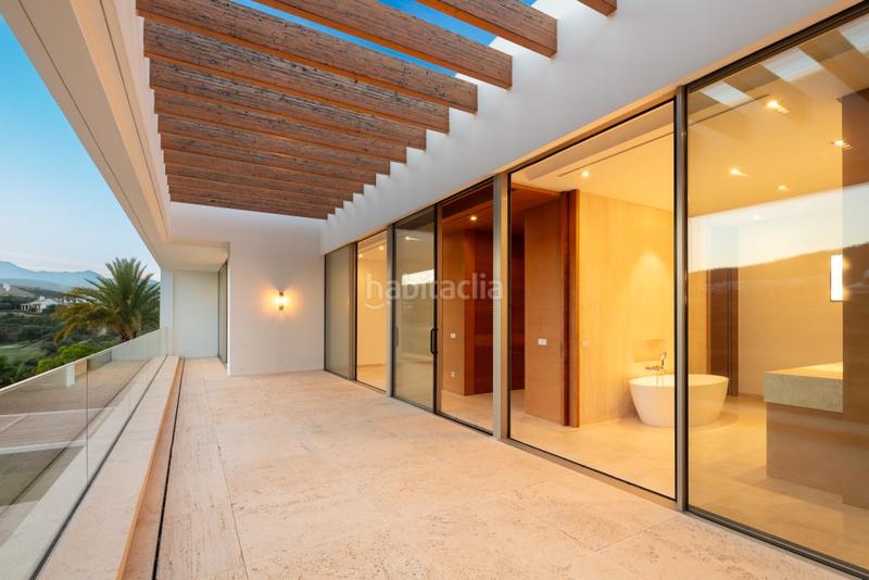 Foto bb692743-d18c-4bb5-ac6c-f2e63abe1f9a. Chalet con parcheggio piscina in Casares pueblo Casares