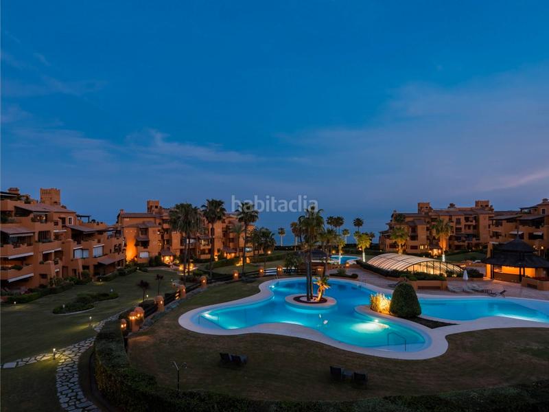 Foto e93949a0-9c4a-4c34-9a61-881241d7a623. Appartement mit parking pool in Zona de Punta Plata Estepona