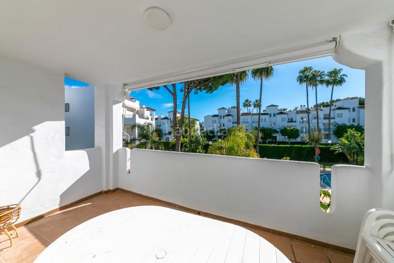 Foto 11012d61-5ba2-418d-bba1-570d35b172a6. Location appartement avec parking piscine dans Villacana - Costalita - Saladillo Estepona