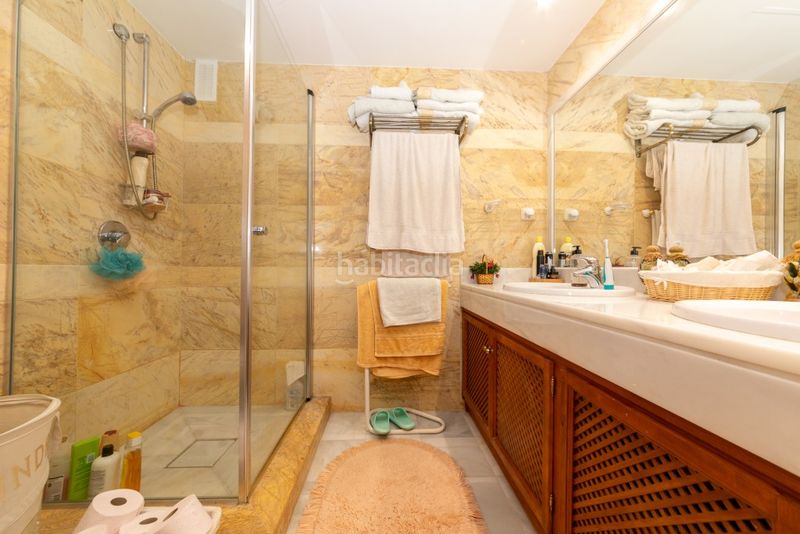 Foto f6118e09-237f-4f10-86ed-a1374556548d. Apartament amb aparcament piscina a La Quinta Benahavís