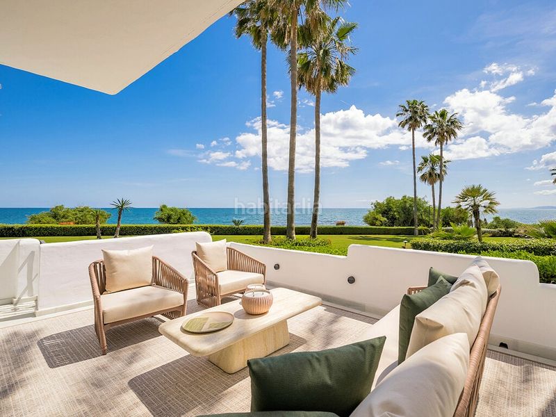 Foto 35944a1e-4794-45e1-99f9-d491244d3f32. Apartament amb aparcament piscina a Zona de Punta Plata Estepona